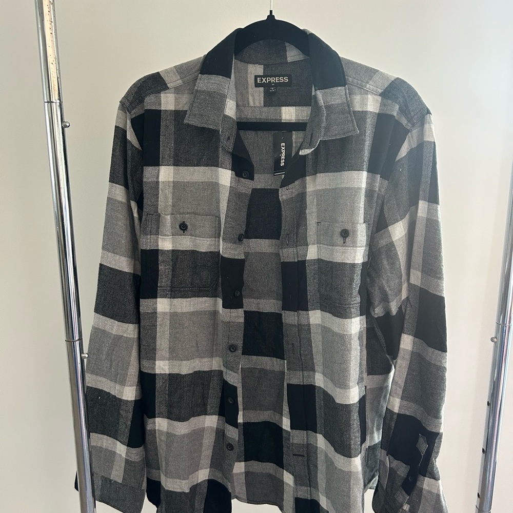 Express Monochrome Plaid Button-Up